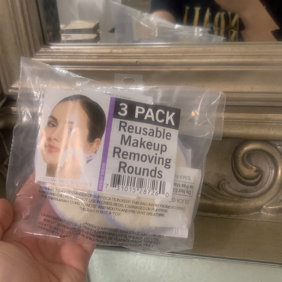 Beauty Makeup Rounds 3 Pack - Picture 2 of 2